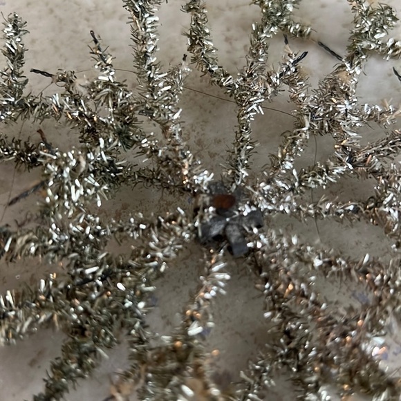 Vintage Christmas Ornament German Tinsel Snowflake - Picture 4 of 6